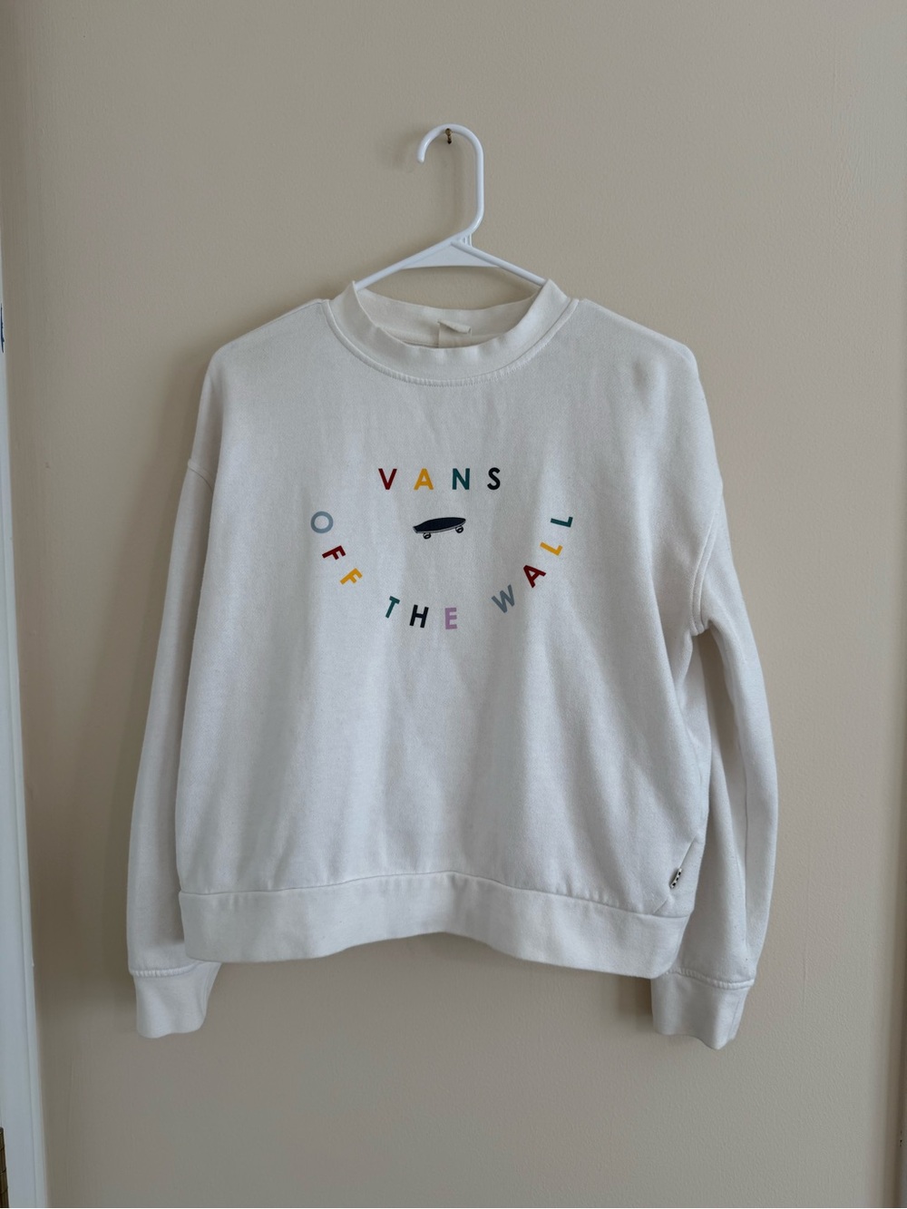 Vans White Soft Sweatshirt w/Multicolor Off The Wall Logo Small Skater
